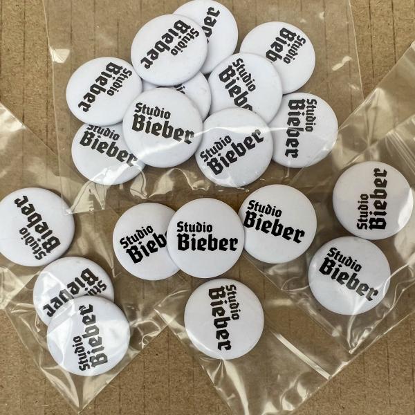 StudioBieber_Logo_Ansteckbutton_7